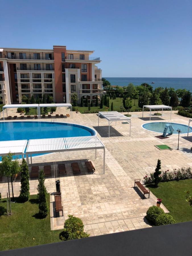 Private Apartment 156 in Prestige Fort Beach Sveti Vlas Buitenkant foto