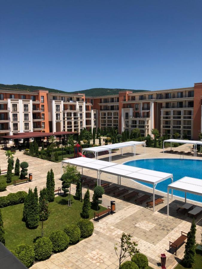 Private Apartment 156 in Prestige Fort Beach Sveti Vlas Buitenkant foto